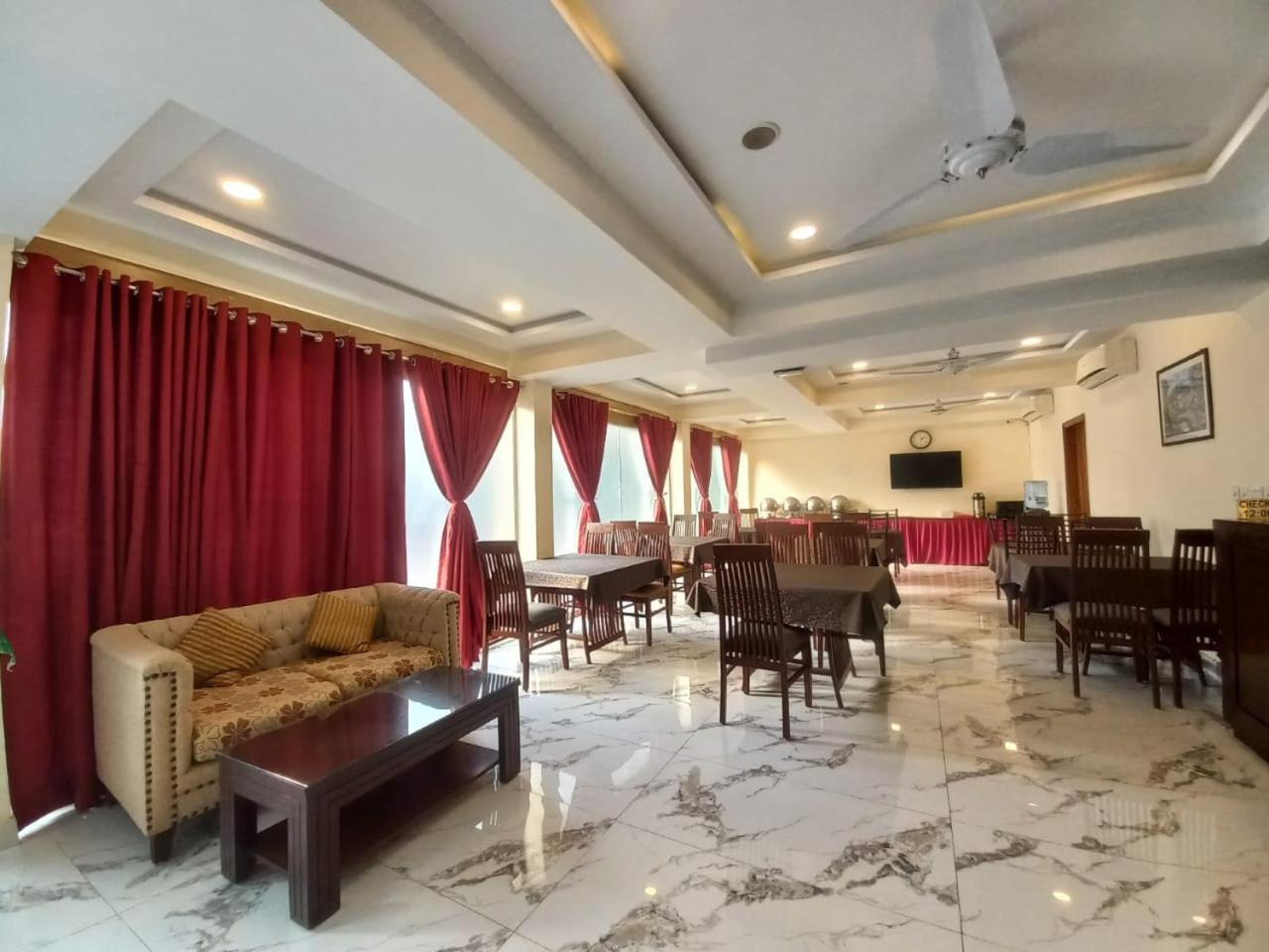 Hotel Diplomat イスラマバード エクステリア 写真